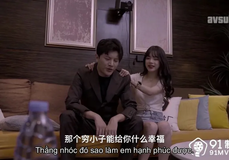 Gấu "đi ngoài" nhân tình để được dấn thân vào showbiz vietsub